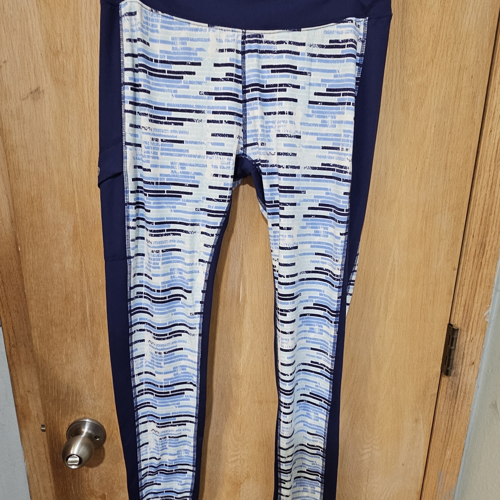 Soybu Blue and White Tie-Dye Leggings